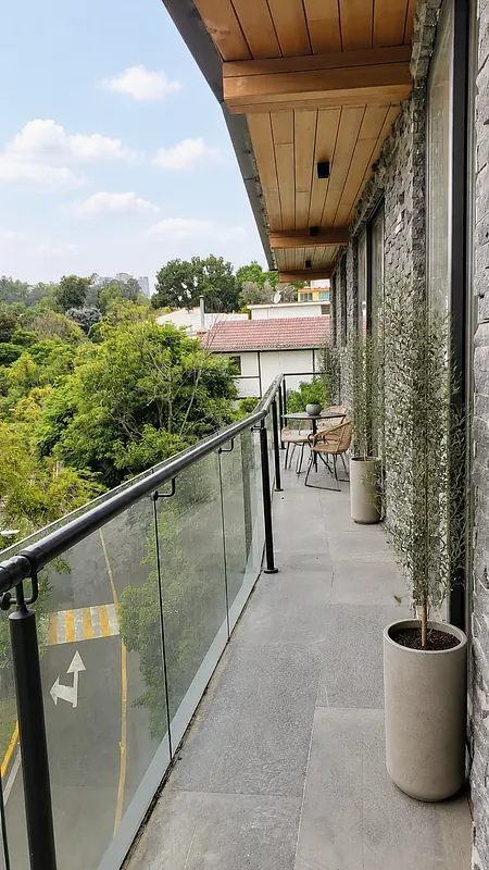 Departamento a estrenar con balcón panorámico en Bosques de las Lomas — fotografía 3
