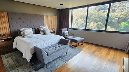Residencia con terraza y domo central en Bosque Real — fotografía 10