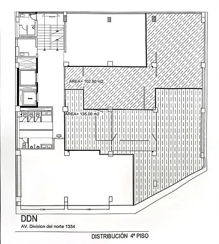 Oficinas corporativas sobre avenida División del Norte — fotografía 14