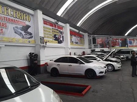 Propiedad comercial con doble frente en Santa Mónica — fotografía 7